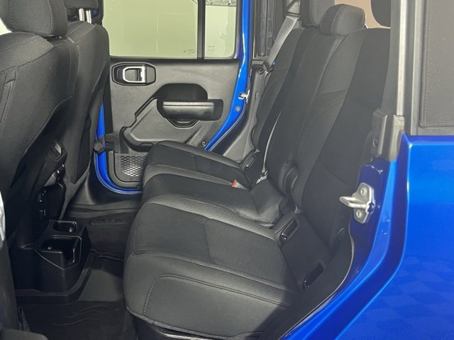 Used 2022 Jeep Gladiator Willys image 25