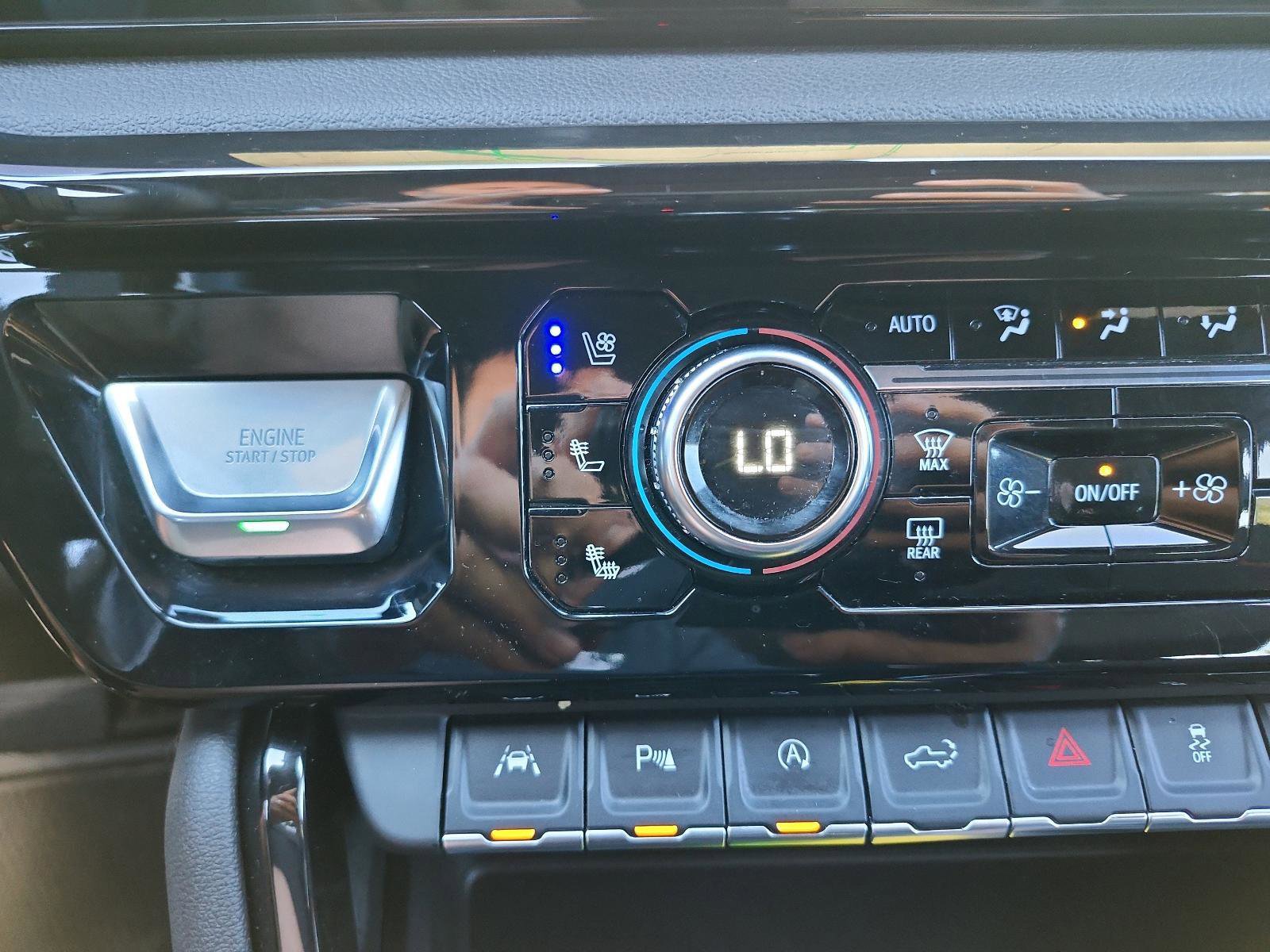 Certified 2025 GMC Sierra 1500 AT4 w/ AT4 Premium Package image 22