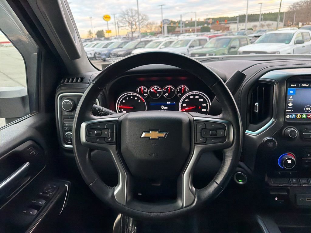 Used 2022 Chevrolet Silverado 2500 LT w/ Convenience Package image 24