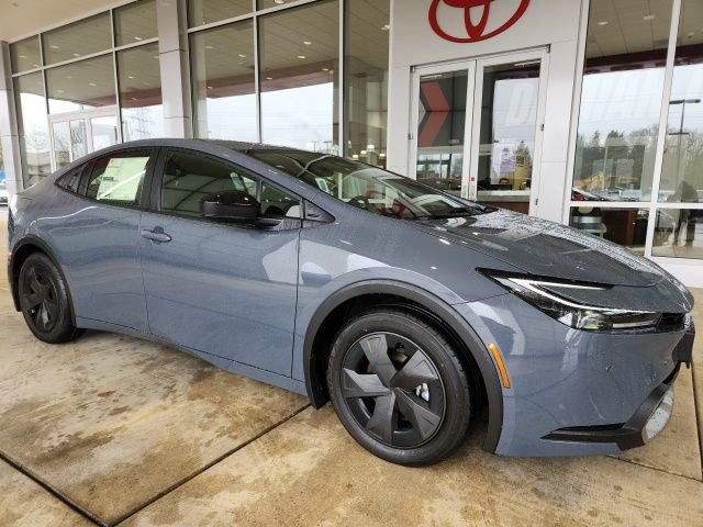 New 2026 Toyota Prius Plug-In Hybrid image 4
