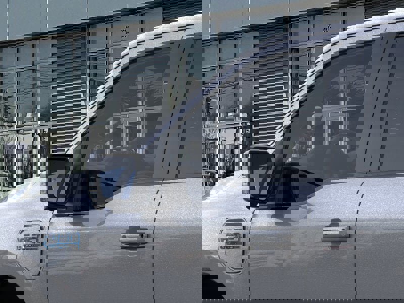 New 2025 Ford F150 Lightning Platinum image 20