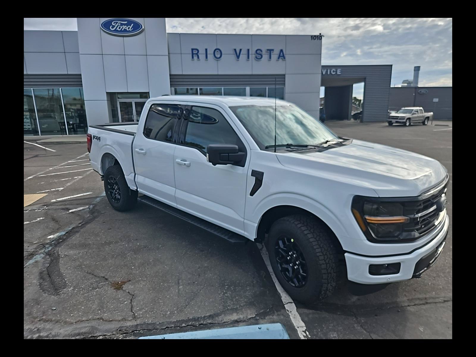 New 2026 Ford F150 XLT w/ Equipment Group 302A MID AWD/4WD image 8
