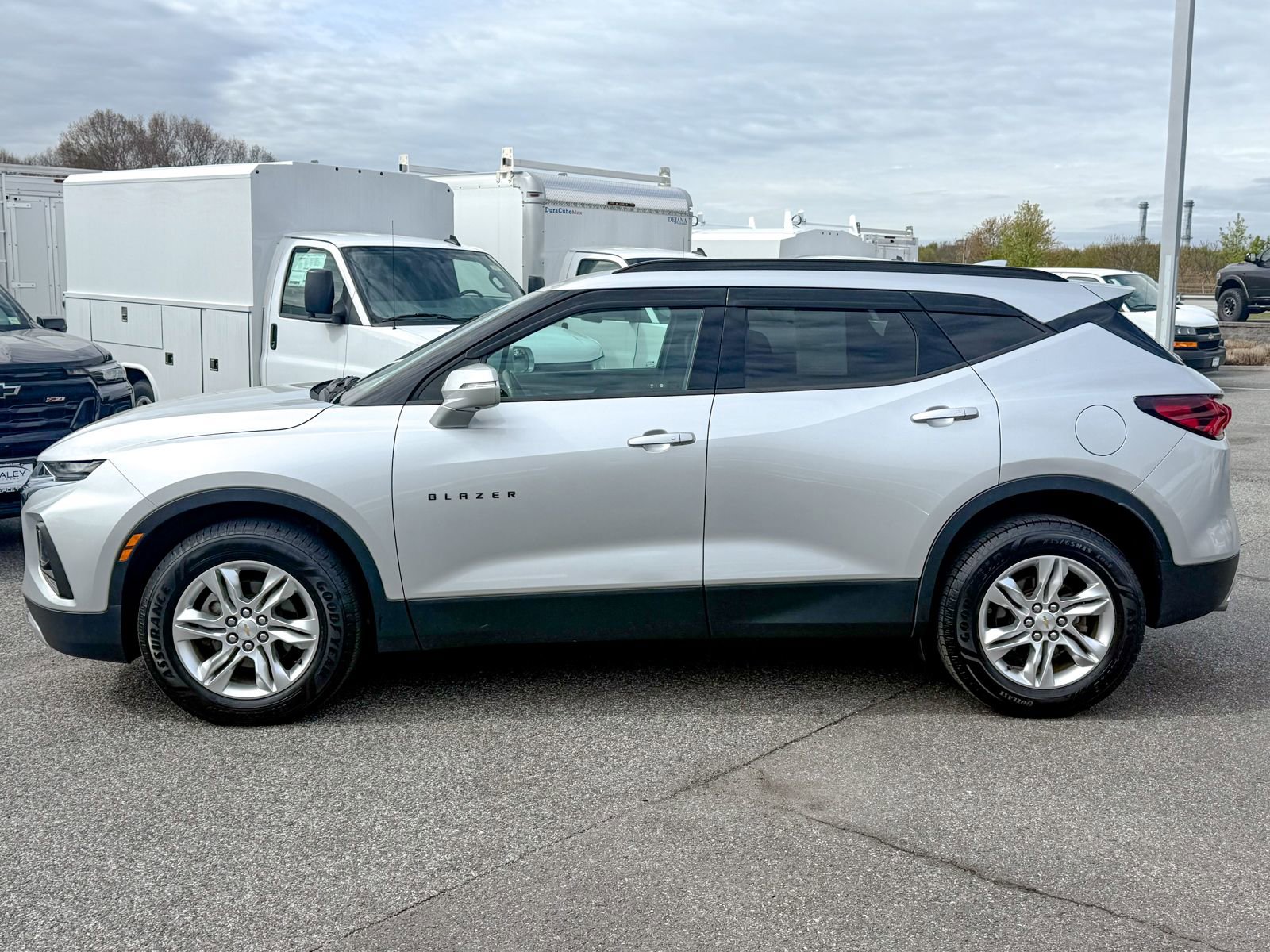 Used 2019 Chevrolet Blazer LT w/ Sound & Technology Package AWD/4WD image 4