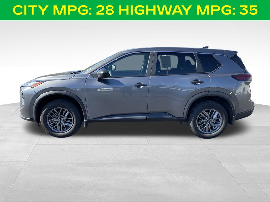 Used 2024 Nissan Rogue S AWD/4WD image 7
