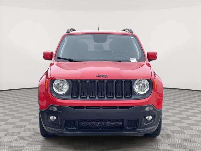 Used 2018 Jeep Renegade Altitude FWD image 4