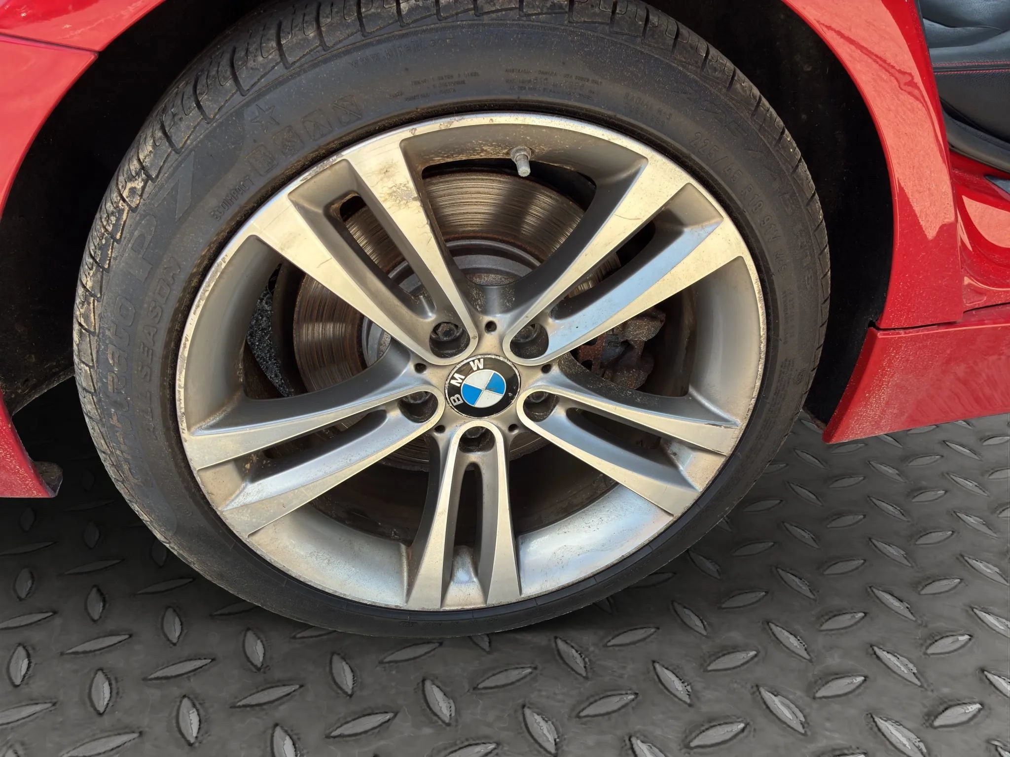 Used 2013 BMW 335i xDrive Sedan AWD/4WD image 20