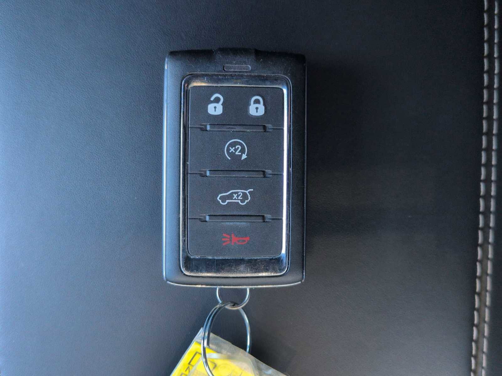 Used 2024 Jeep Grand Cherokee Overland w/ Luxury Tech Group IV image 36