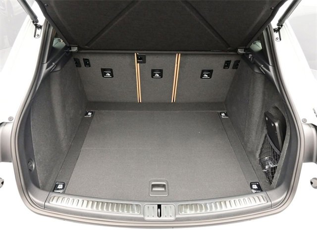 New 2026 Porsche Macan image 20