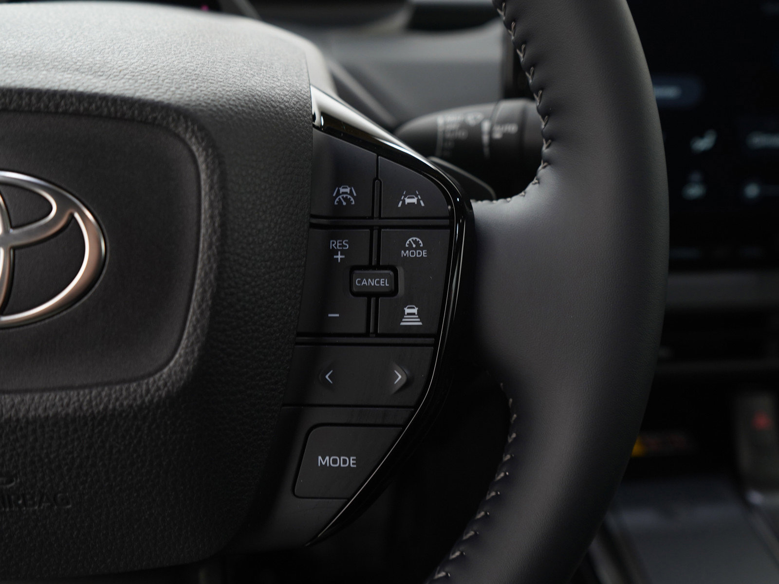 Certified 2026 Toyota bZ AWD/4WD image 28