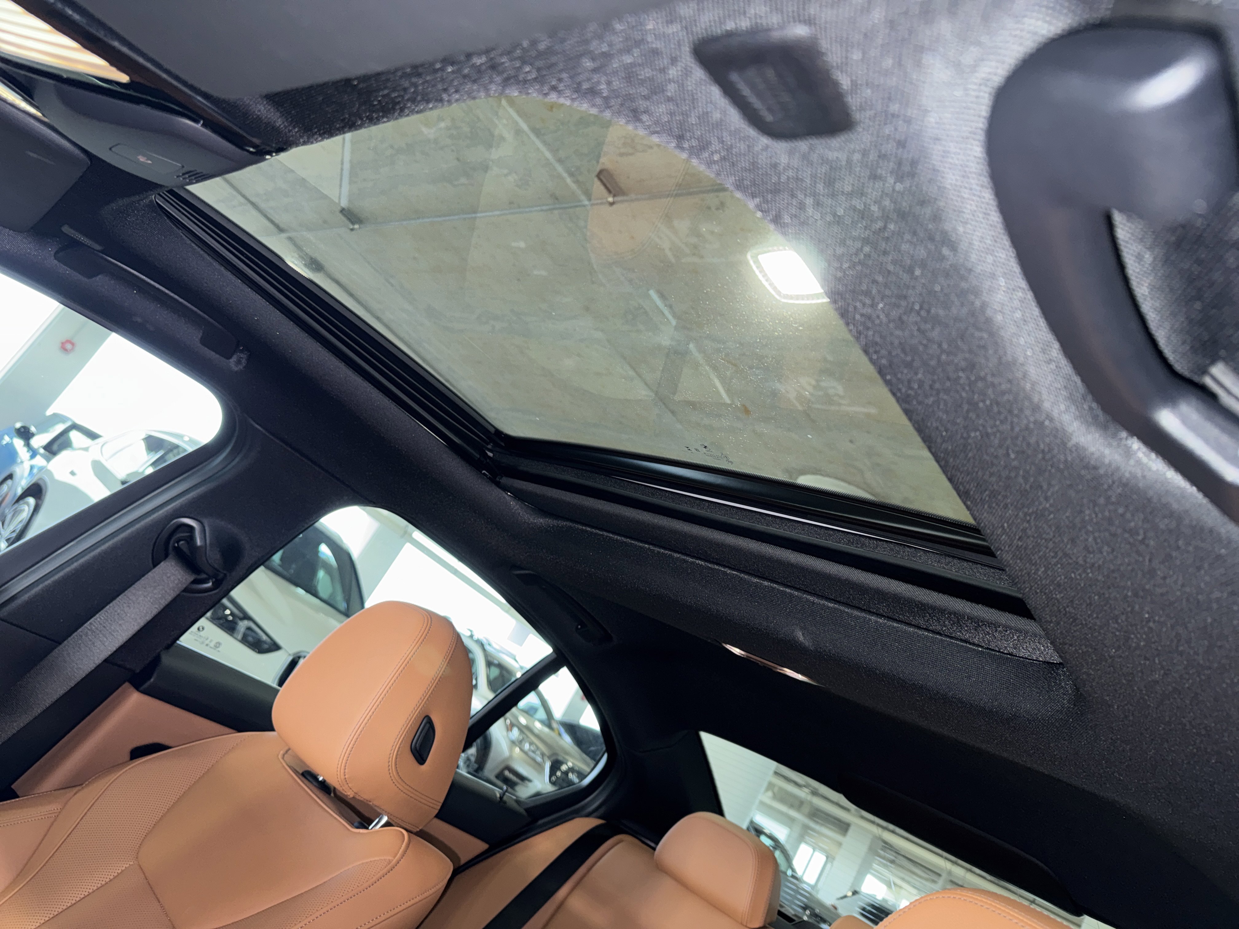 Certified 2025 BMW 330i Sedan w/ Convenience Package image 31