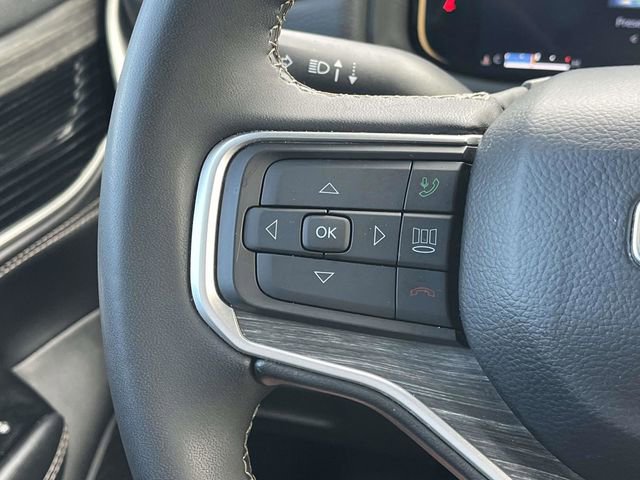 Used 2024 Jeep Wagoneer Series II image 28