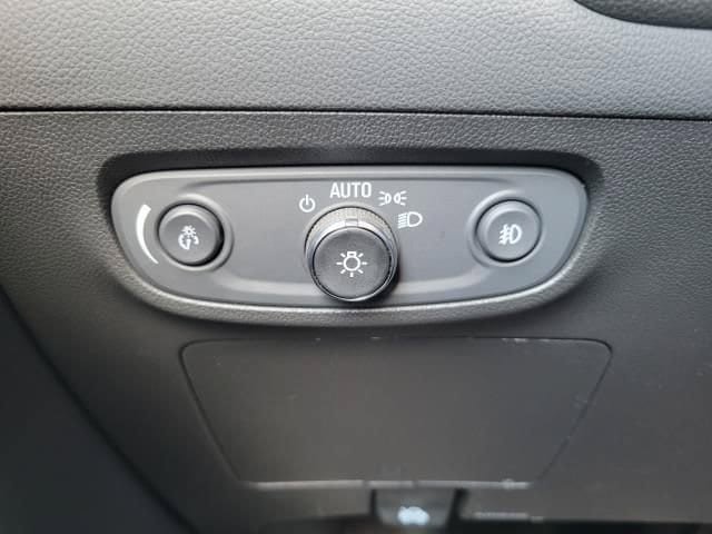 Used 2023 Buick Encore GX Essence w/ Advanced Technology Package AWD/4WD image 26