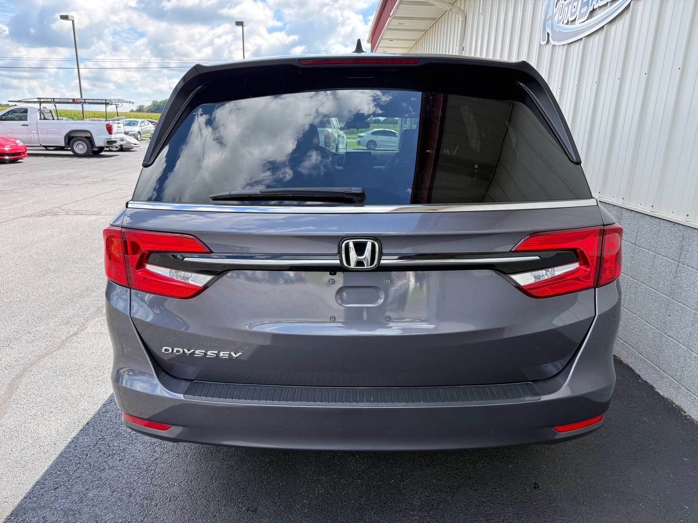 Used 2023 Honda Odyssey EX image 5