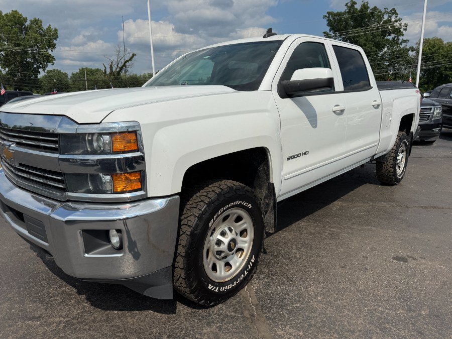 Used 2018 Chevrolet Silverado 2500 LT AWD/4WD image 9