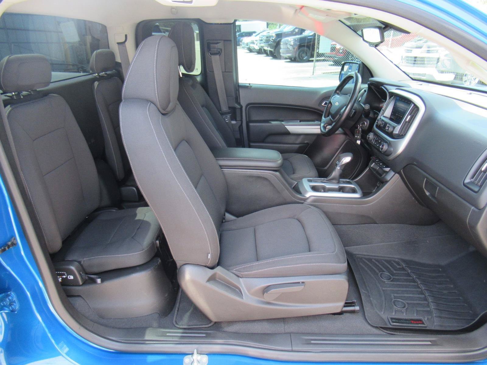 Used 2022 Chevrolet Colorado LT RWD image 12