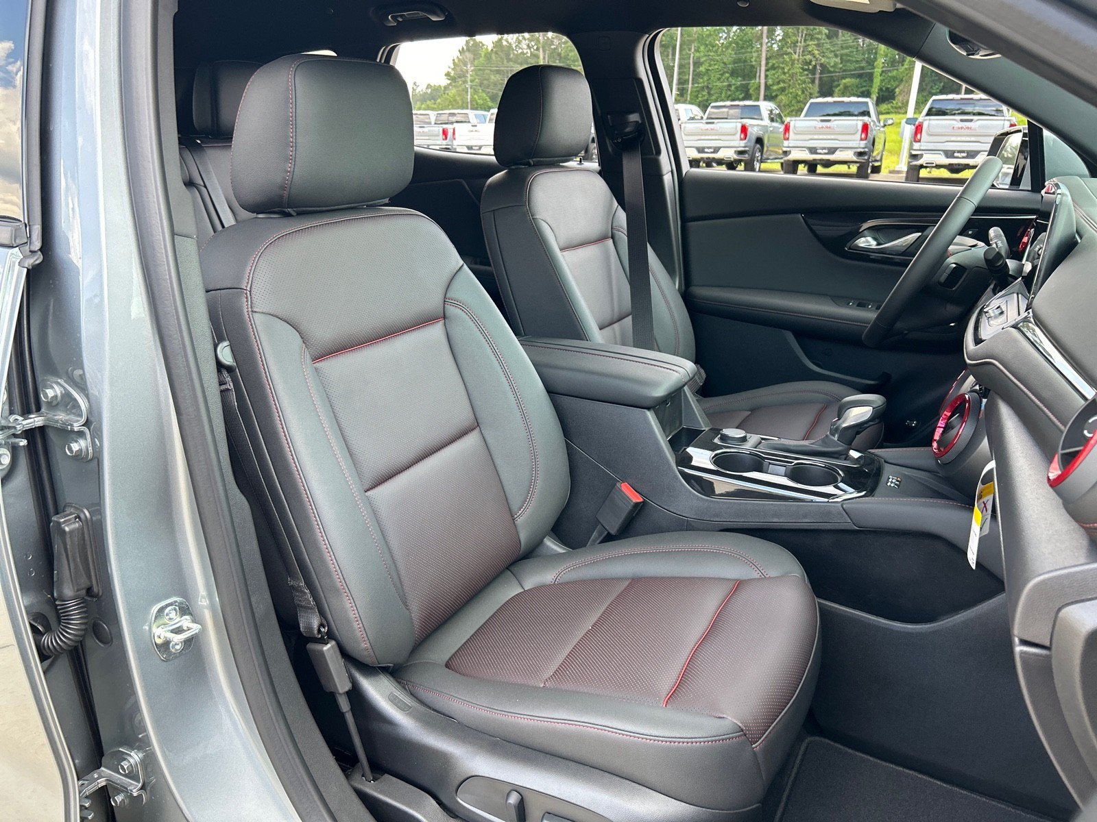 New 2026 Chevrolet Blazer RS w/ Driver Confidence II Package FWD image 21