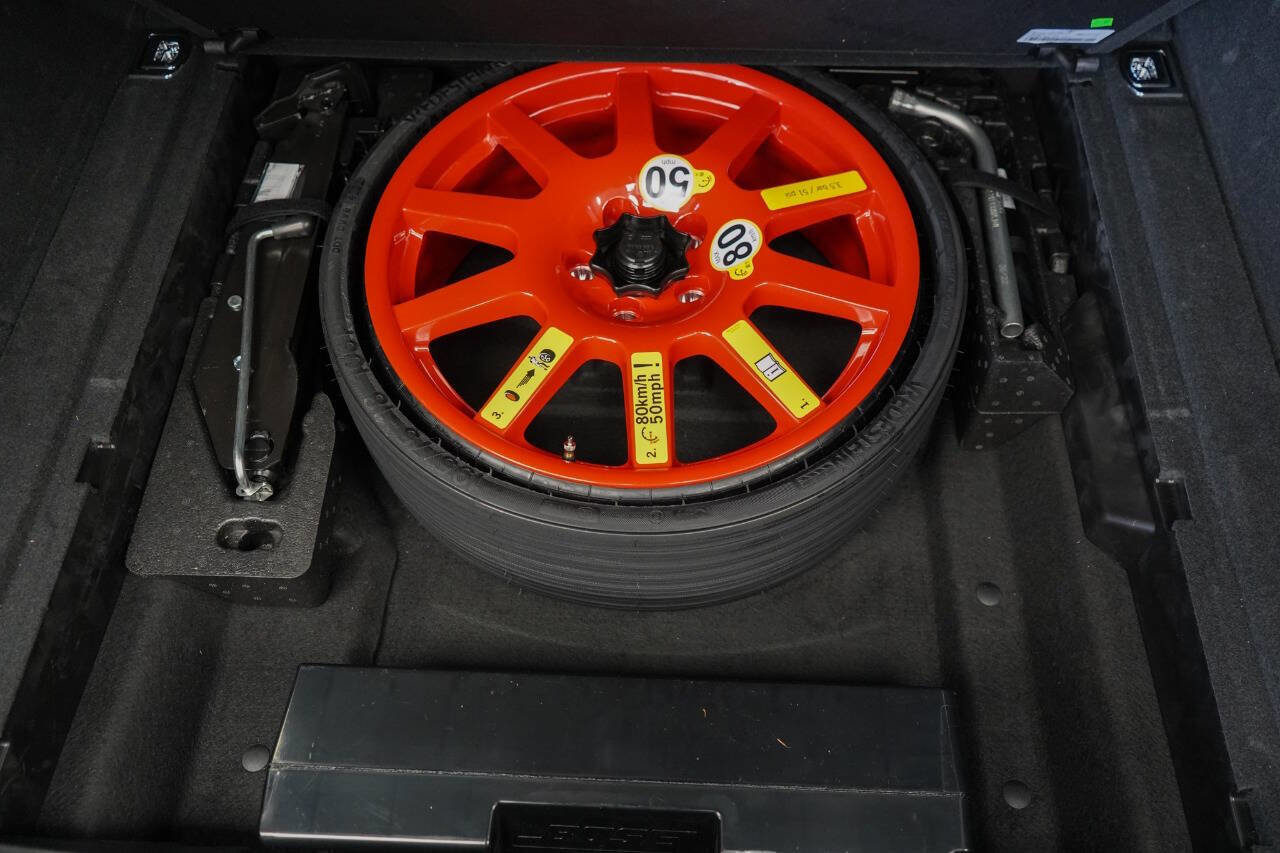 Used 2024 Porsche Macan image 69