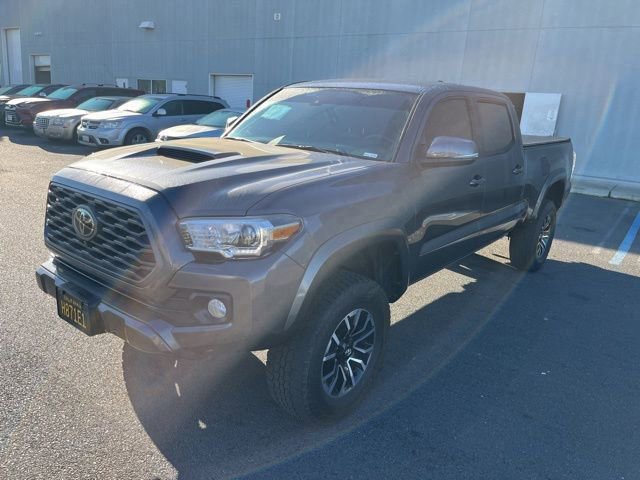 Used 2023 Toyota Tacoma TRD Sport w/ Advanced Technology Package image 3