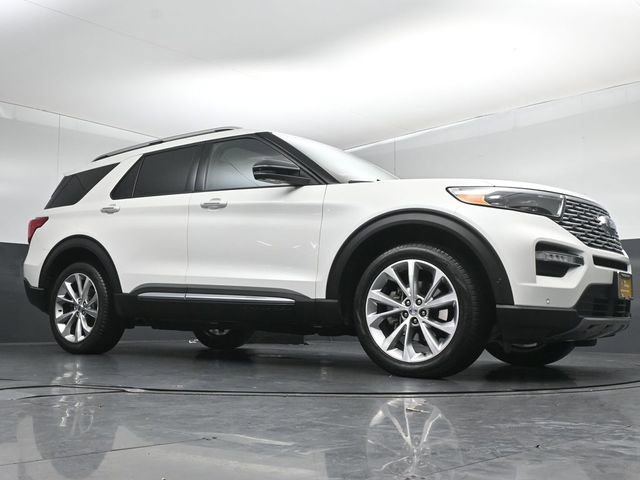 Certified 2023 Ford Explorer Platinum w/ Technology Package image 39