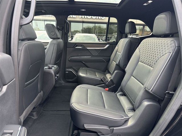 Certified 2024 GMC Acadia Denali FWD image 26