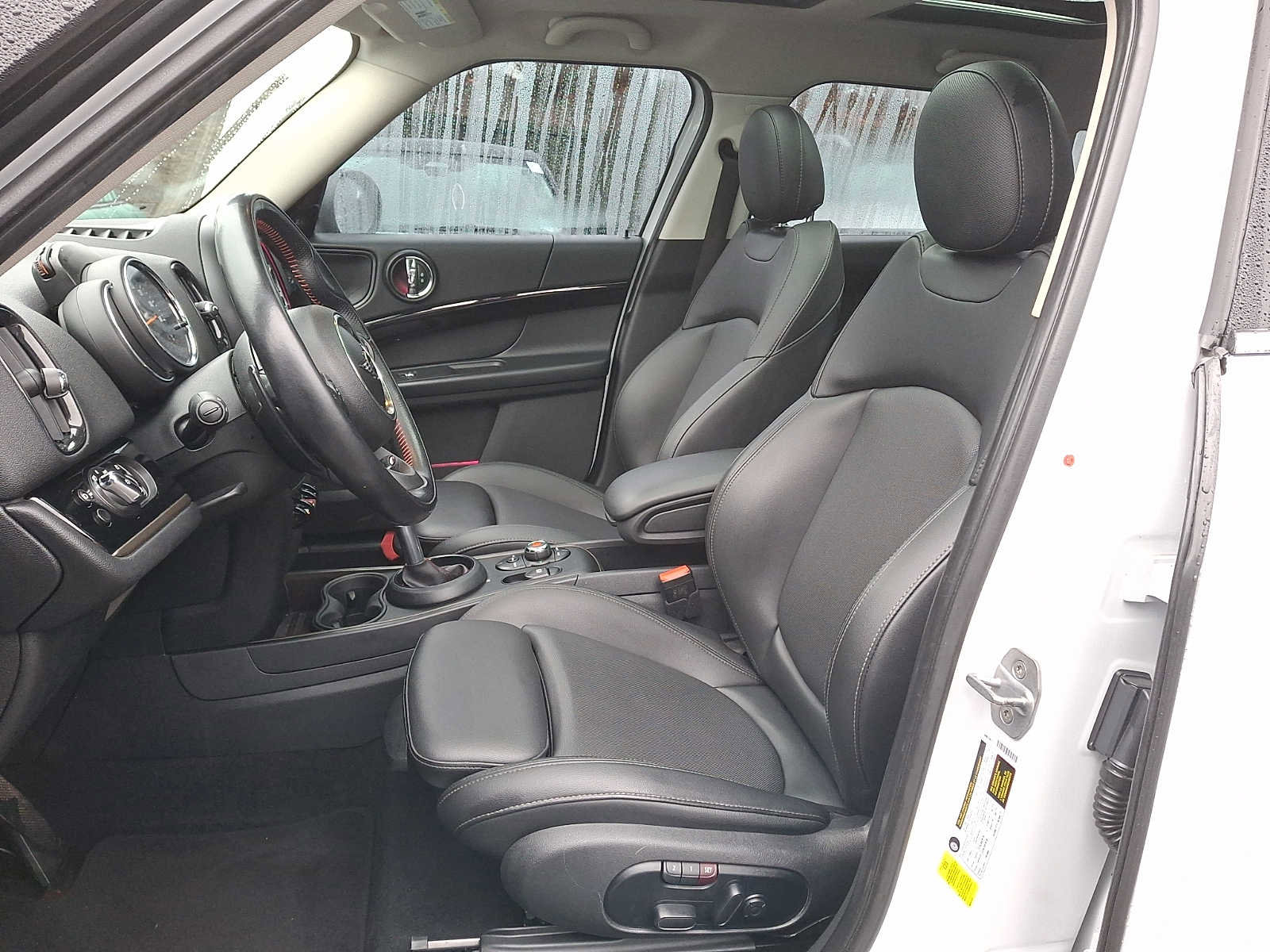 Used 2019 MINI Cooper Countryman S w/ Premium Package image 9