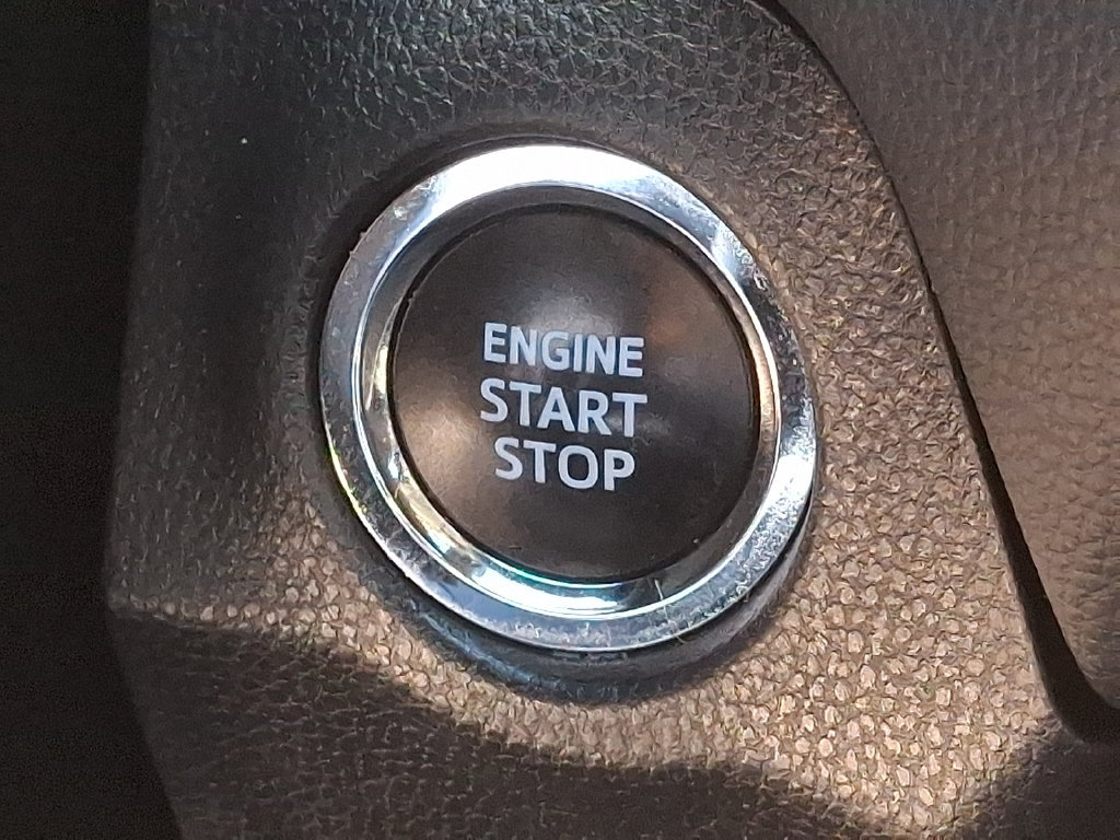 Used 2022 Toyota RAV4 XLE AWD/4WD image 23