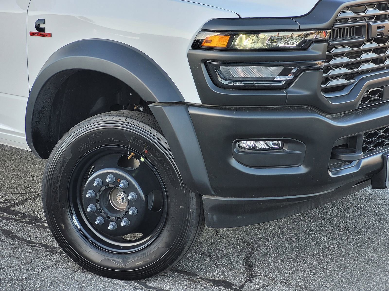 New 2025 RAM 5500 Tradesman AWD/4WD image 6