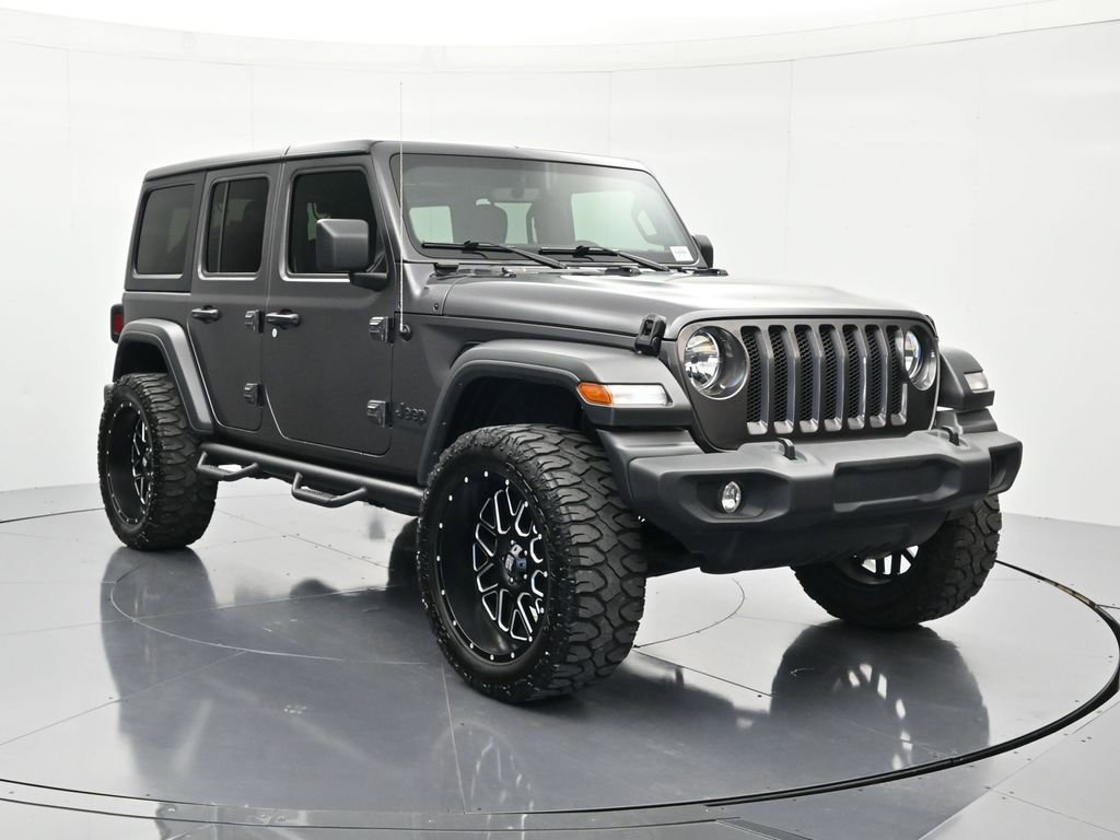 Used 2022 Jeep Wrangler Unlimited Sport image 3