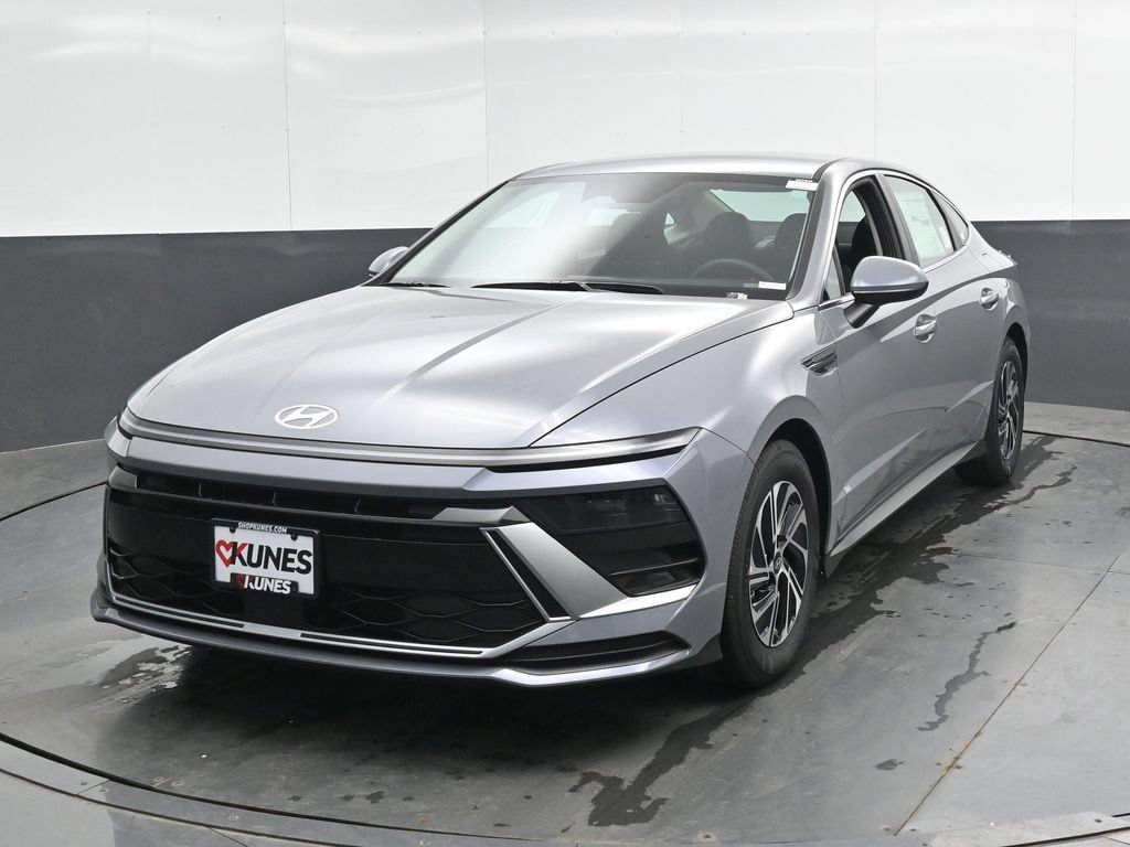 New 2026 Hyundai Sonata Blue FWD image 5