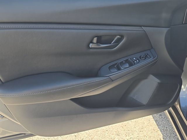 Certified 2025 Nissan Sentra S FWD image 17