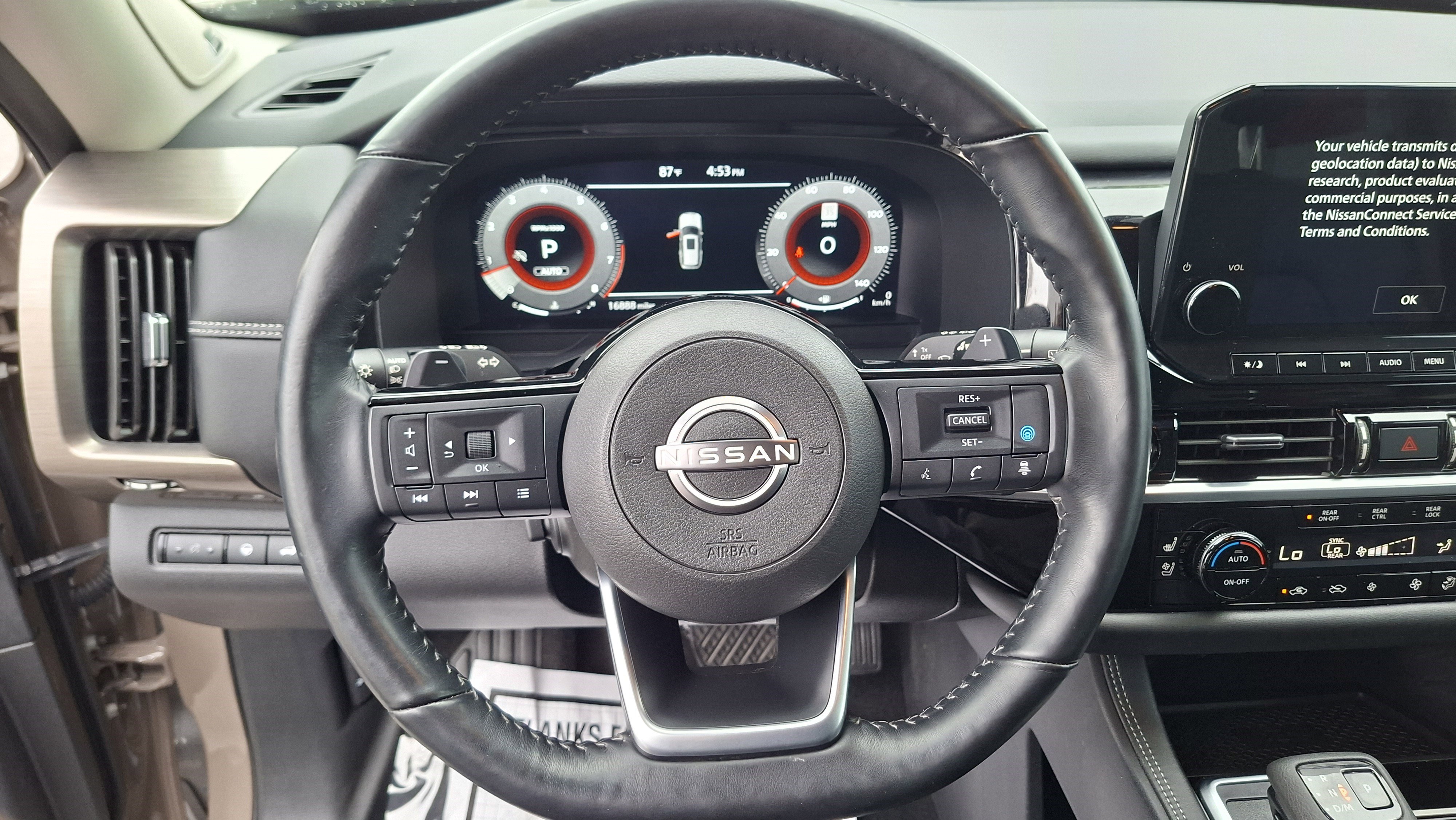 Used 2023 Nissan Pathfinder Platinum AWD/4WD image 11