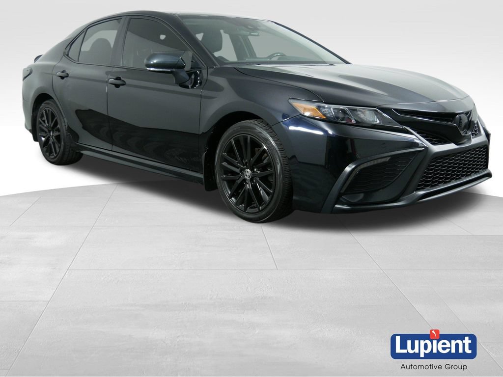Used 2023 Toyota Camry SE