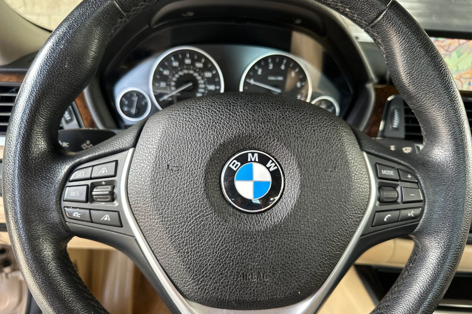 Used 2015 BMW 328i Sedan RWD image 30