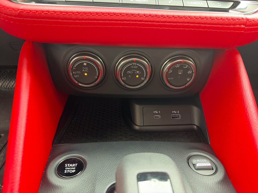 Used 2025 Nissan Z Sport w/ Floor Mat Package RWD image 28
