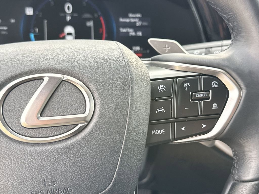 Used 2025 Lexus RX 350 Premium w/ Accessory Package (Z1) image 27