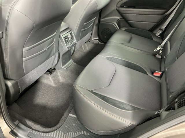 Used 2025 Subaru Forester Touring AWD/4WD image 9
