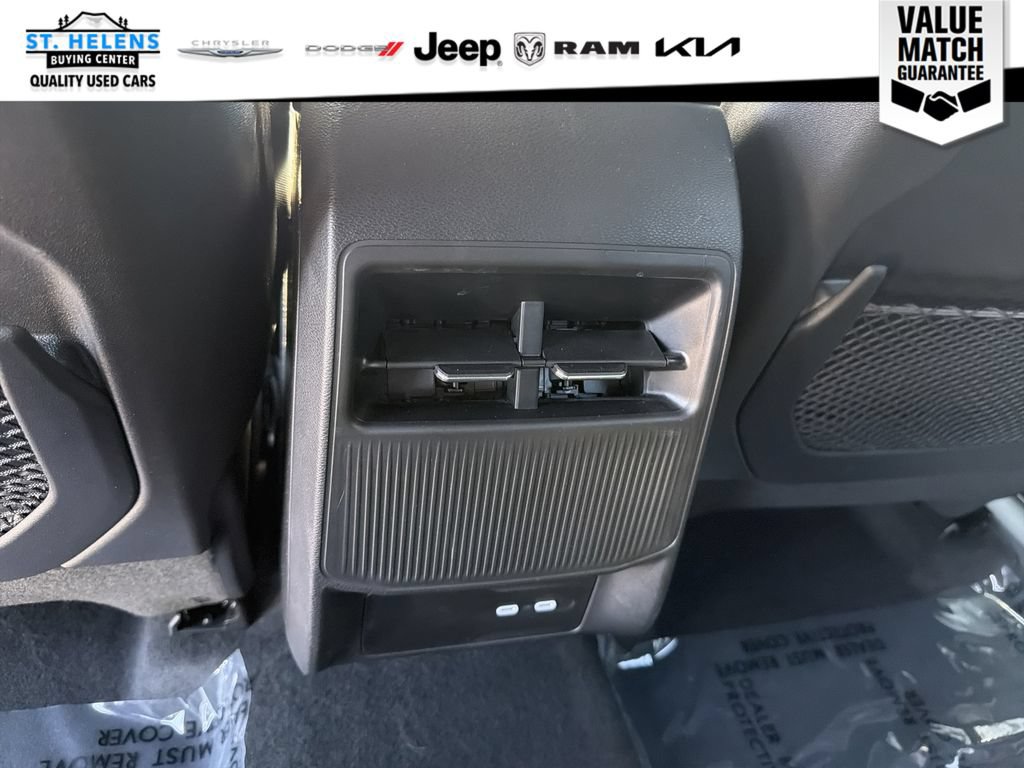 Used 2025 Jeep Wagoneer S Limited AWD/4WD image 15