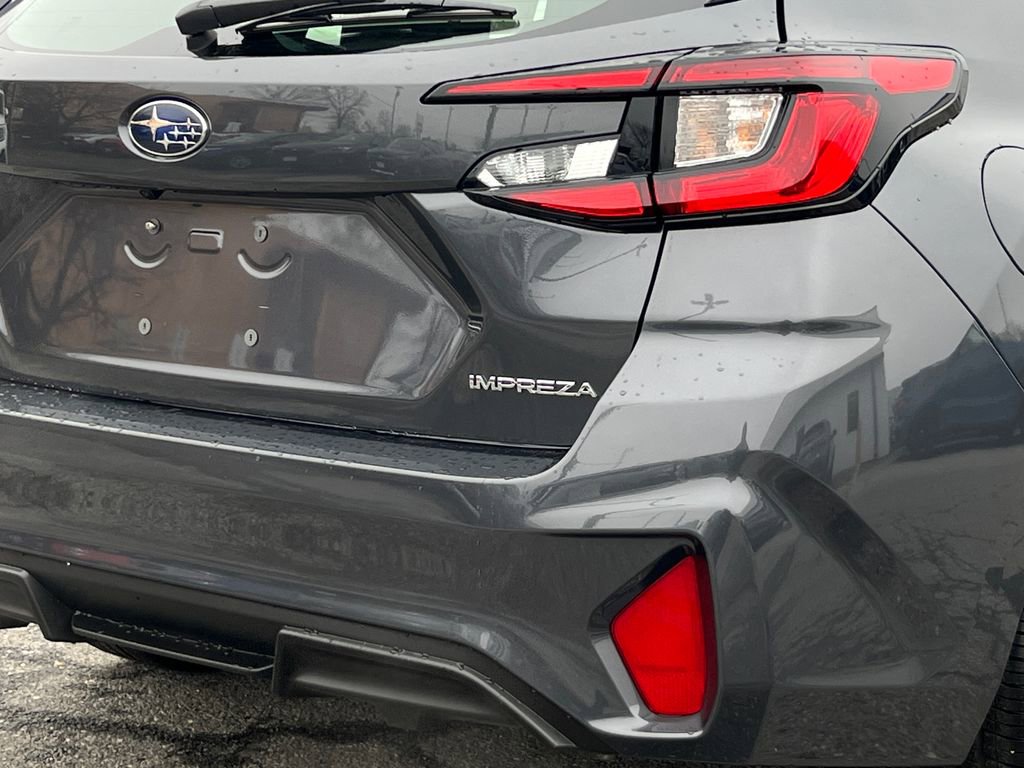 Used 2025 Subaru Impreza 2.0i Sport image 6