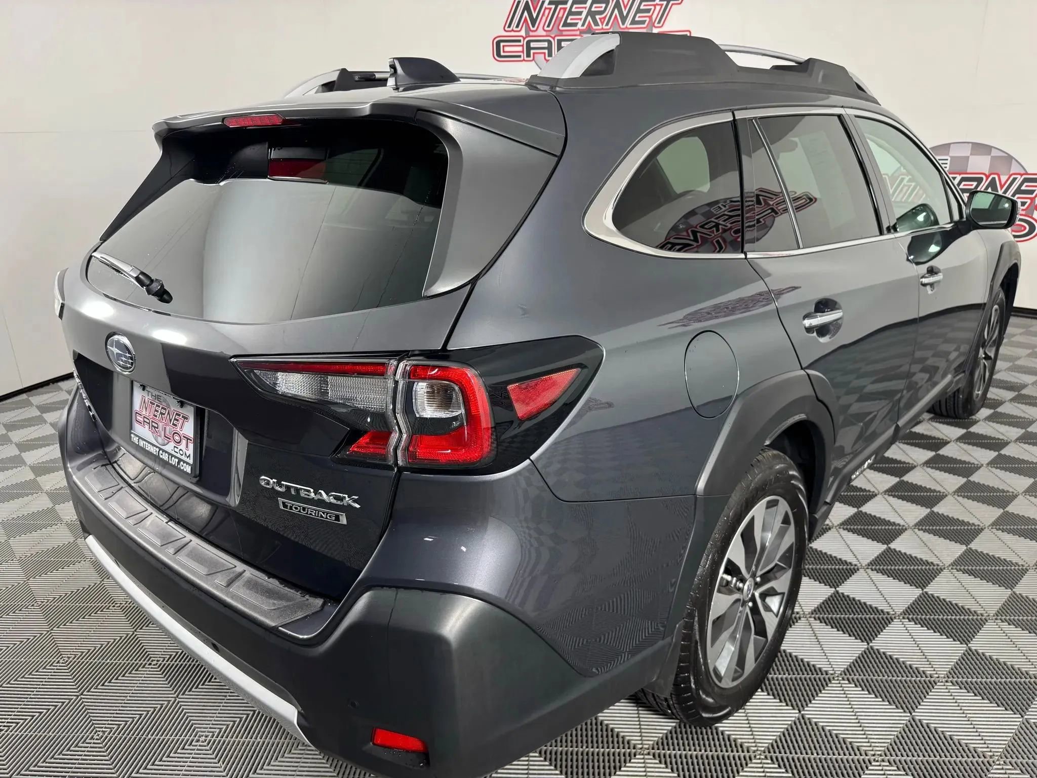 Used 2024 Subaru Outback Touring image 31