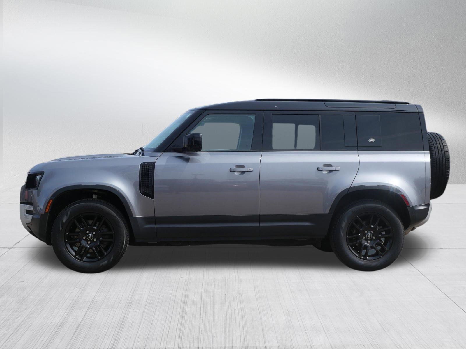 Certified 2024 Land Rover Defender 110 S AWD/4WD image 2