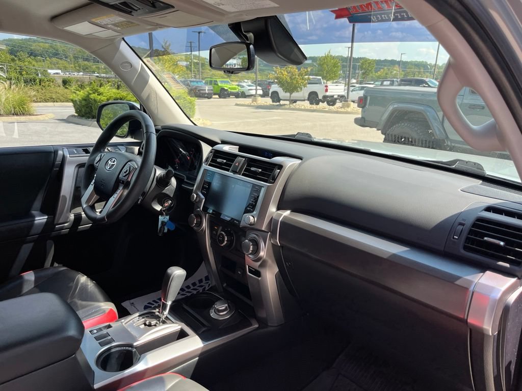 Used 2021 Toyota 4Runner Trail Special Edition AWD/4WD image 27