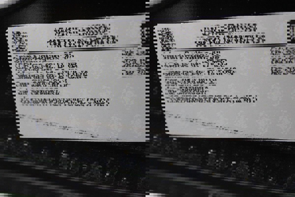 Used 2025 GMC Terrain Elevation image 36