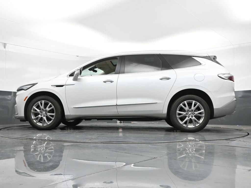 Used 2023 Buick Enclave Premium w/ Experience Buick Package AWD/4WD image 48