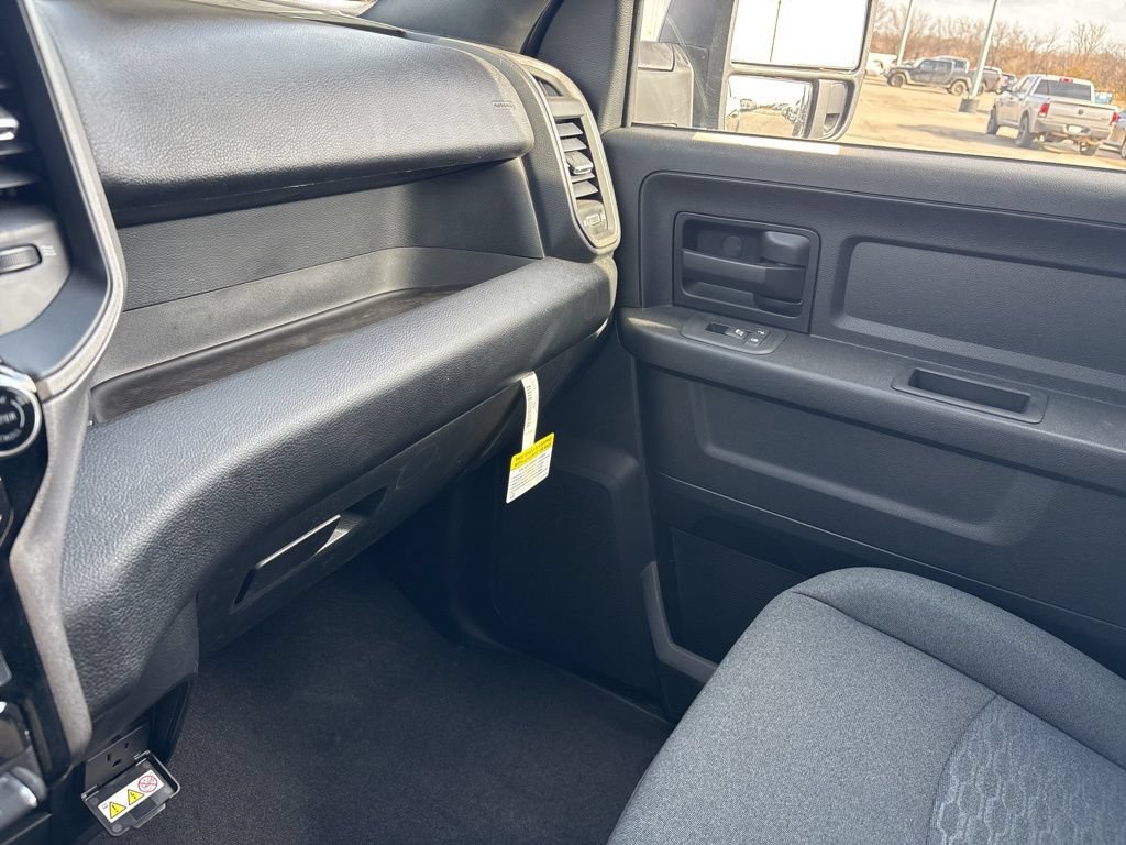 New 2026 RAM 2500 Warlock AWD/4WD image 21