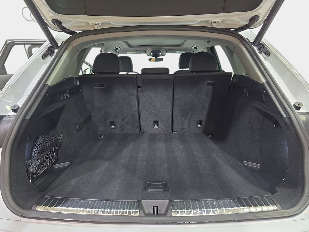 Used 2025 Audi Q5 Premium Plus w/ Premium Plus image 14