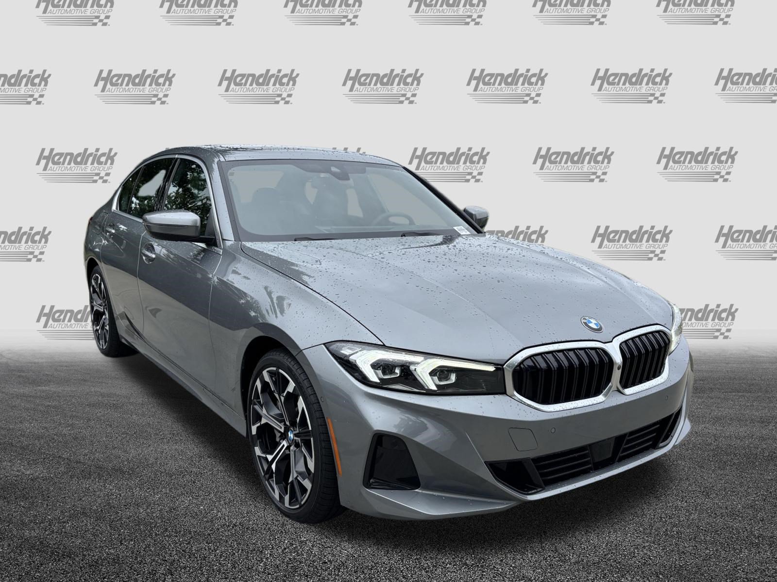 Certified 2025 BMW 330i Sedan RWD image 2