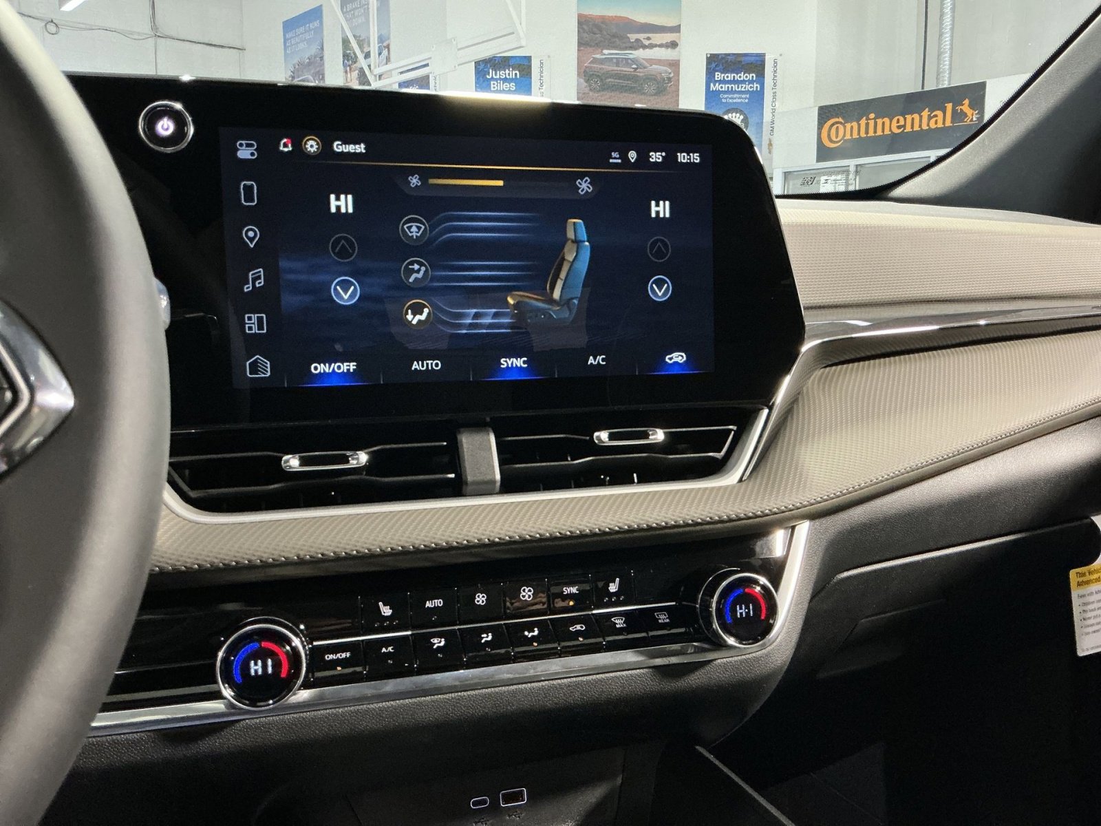 New 2026 Chevrolet Equinox LT w/ Convenience Package II image 29