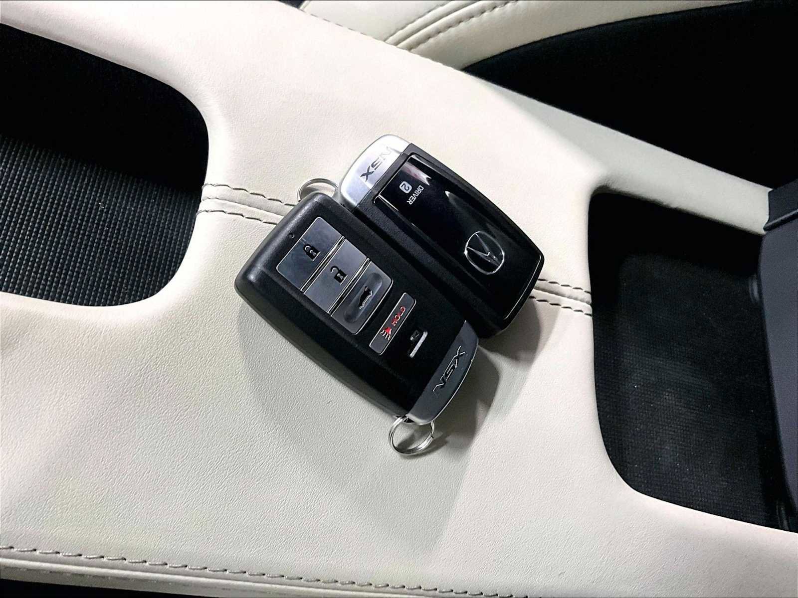 Used 2021 Acura NSX image 34