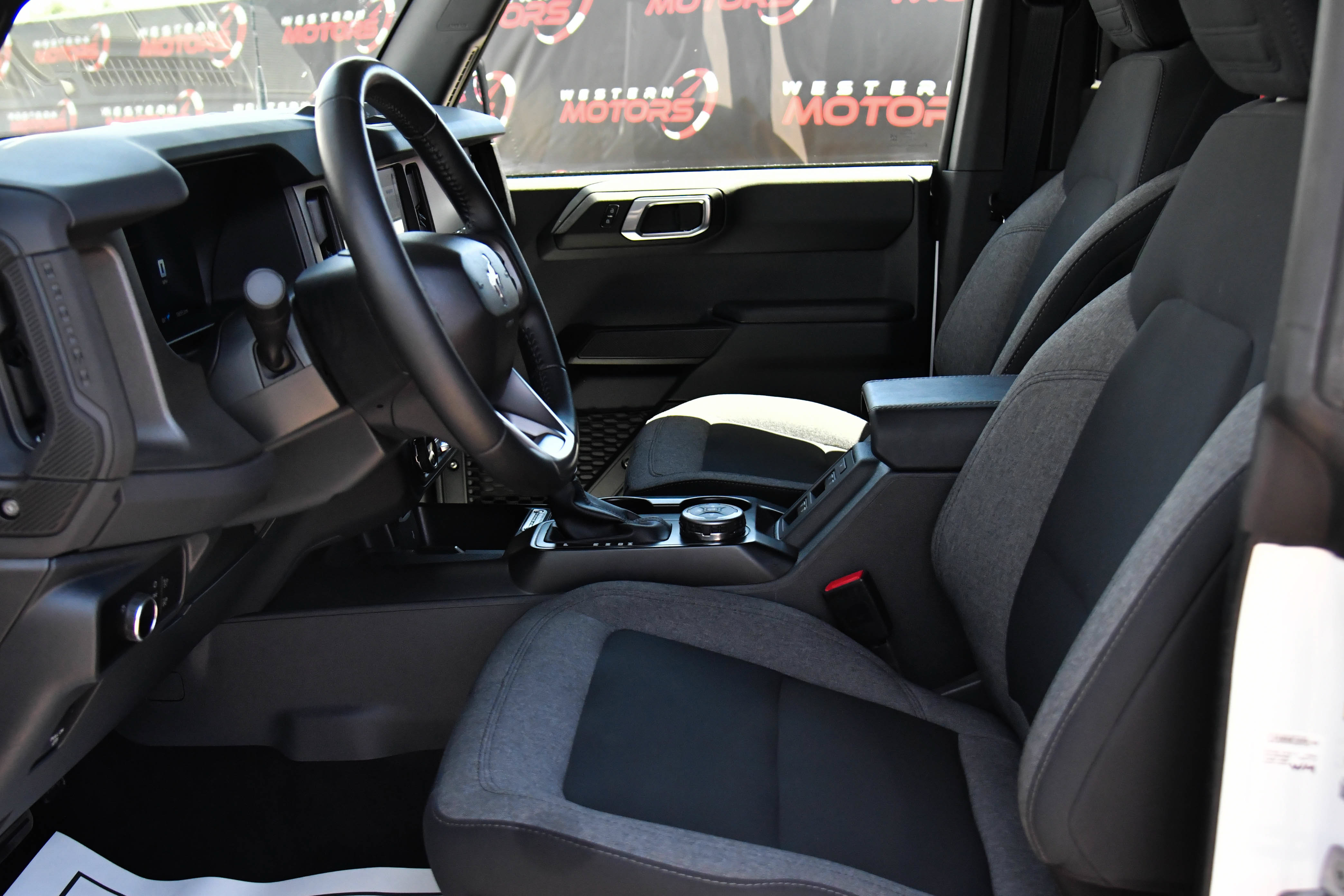 Used 2025 Ford Bronco Big Bend AWD/4WD image 16