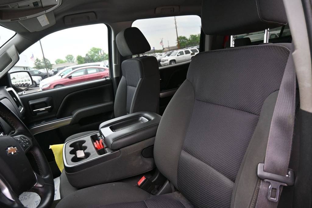 Used 2015 Chevrolet Silverado 2500 LT w/ LT Convenience Package AWD/4WD image 20
